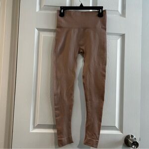 Set Active Taupe/Dusty Rose Seamless Ribbed on Side Leggings